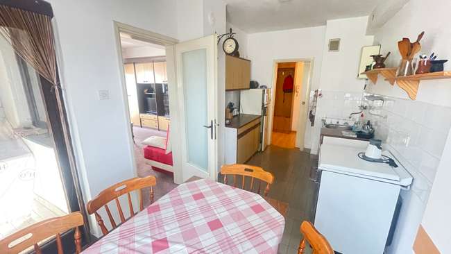 Стан на ул.Карпош Војвода - slika 2