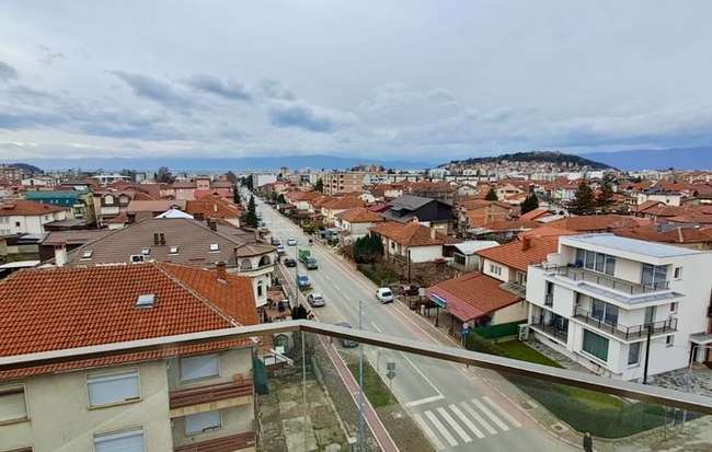 Четворособен простран стан на Јане Сандански - slika 2