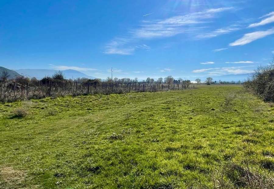 Градежно земјиште во оровник - 1