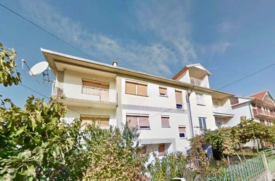 Дво-семејна куќа на Момчило Јорданоски - 1