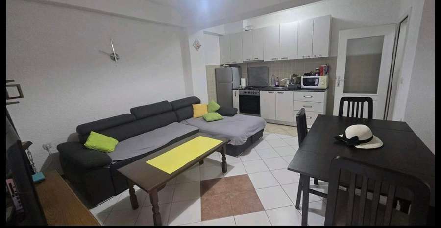 Стан во центар, на ул.Богомилска - 1