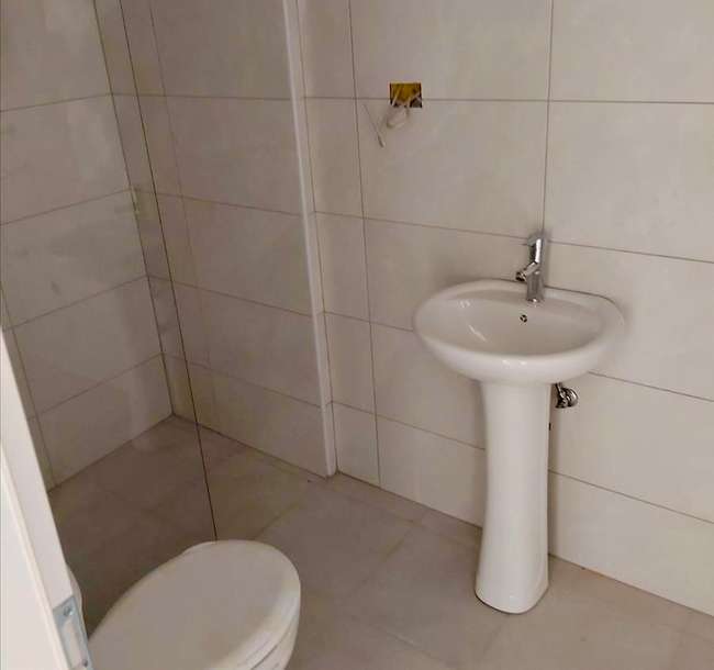 Стан на приземје во билјанини - slika 2