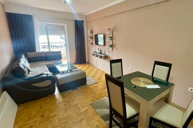 Стан позади хотел Ривиера - slika 2