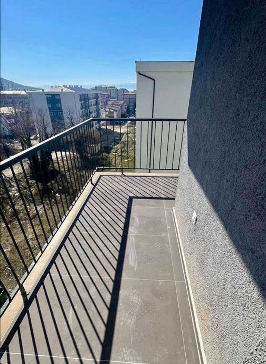 Невселуван стан во расадник - 1