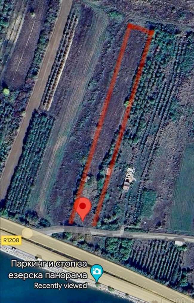 Плац блиску до езеро - slika 2