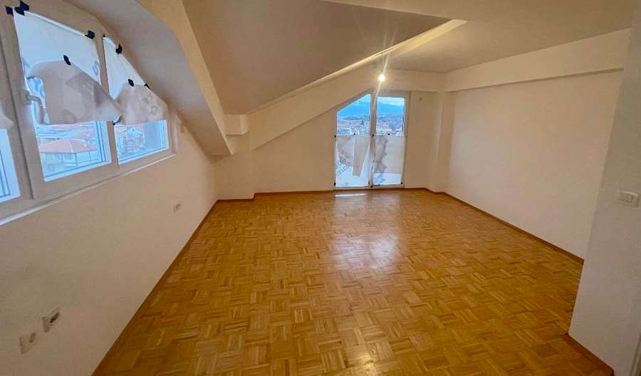 Нов невселуван стан на Егејска - 1